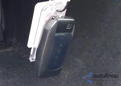 2026 Toyota Camry Le z USA, uszkodzony, nr VIN 4T1DAACKXTU654207